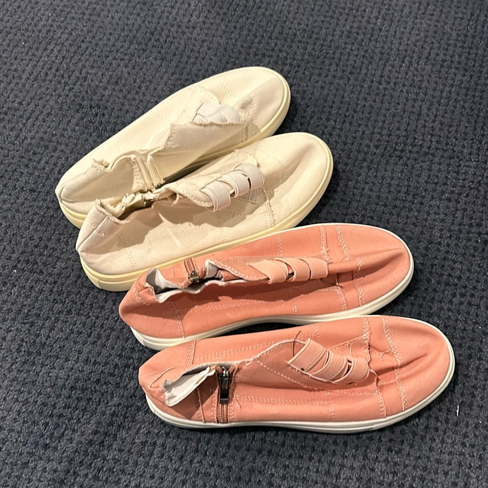 2 pairs never worn casual everyday sneakers